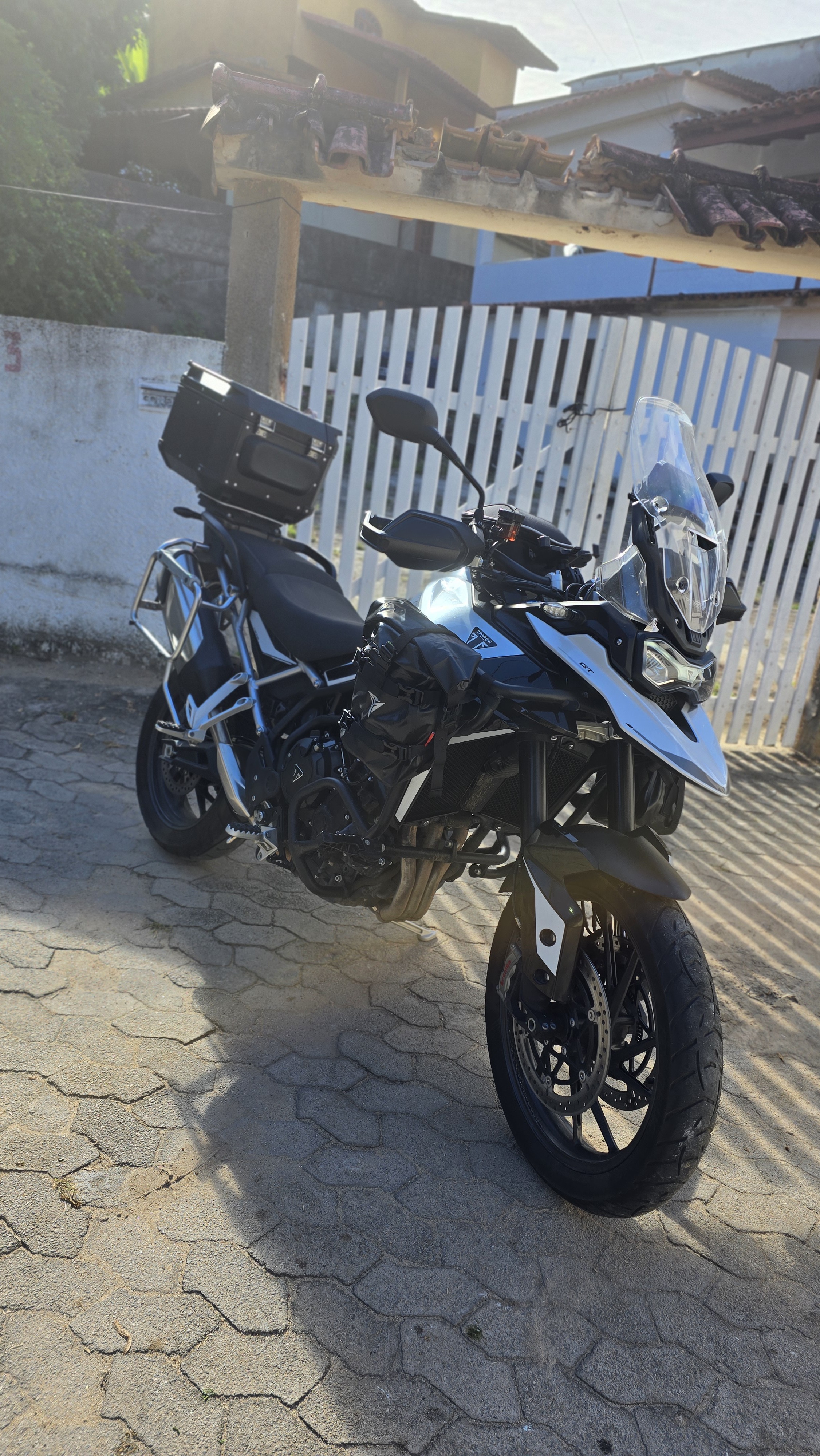 Triumph Tiger 900 GT